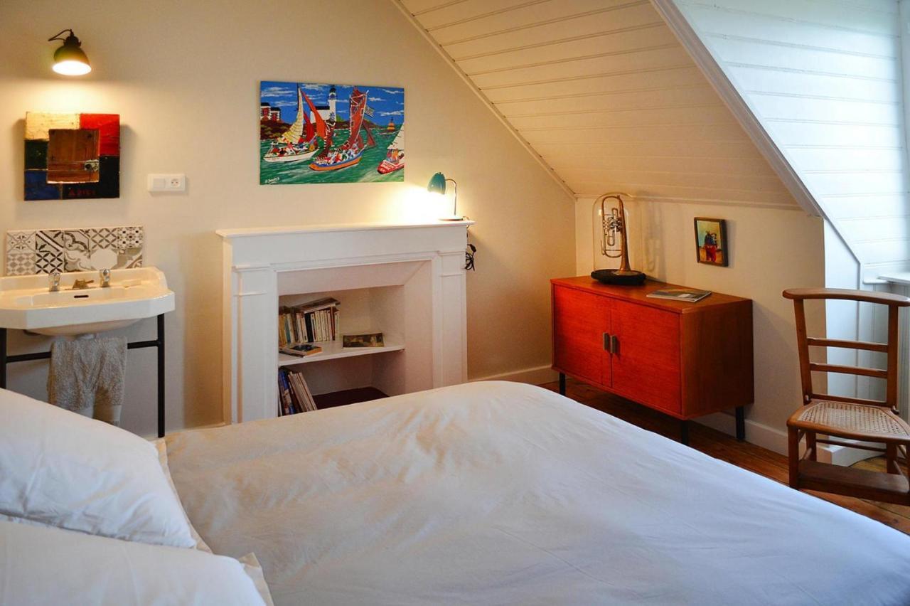 4 Family Home, Walking Distance To The Beach Locquirec Exterior photo